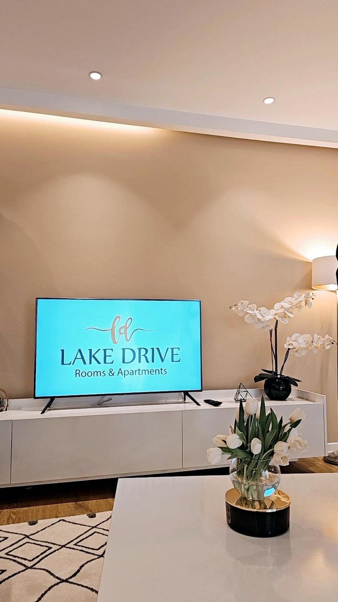 Lake Drive Rooms&Apartments Tirana Eksteriør billede